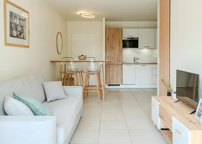 Pres De La Source Daire