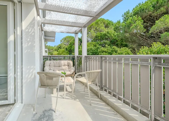 Pres De La Source Daire *